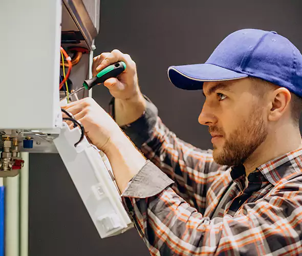 Expert Plumber for Tankless Water Heater Maintenance in Massapequa, NY: Schedule Professional Maintenance Services with Us